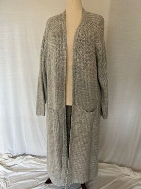 NWT Torrid Grey Long Sleeved Slouchy Duster Sweater Size 4 (women's size 26)